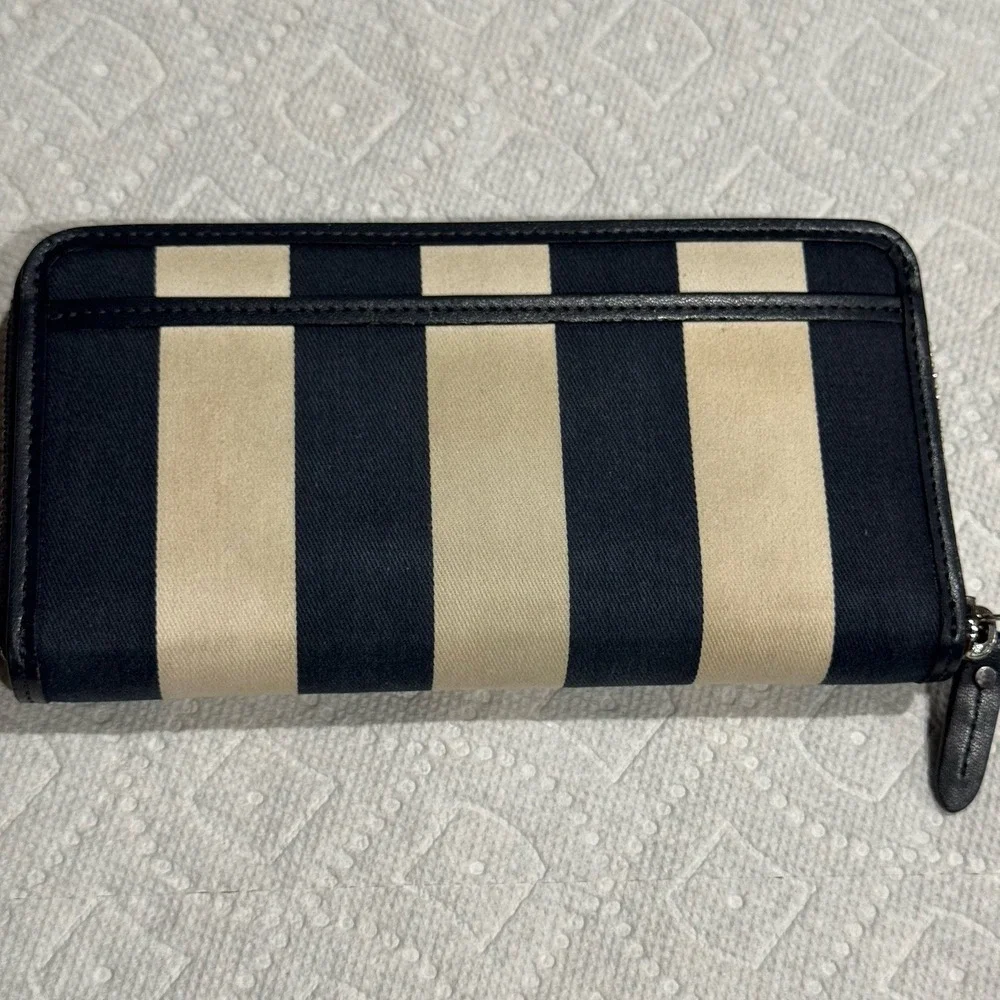 Kate Spade New York Elia Large Continental Wallet Blazer Blue Multi Silver Zip‎